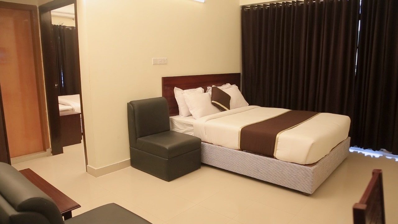 Luxurious Family Suite thumbnail 2