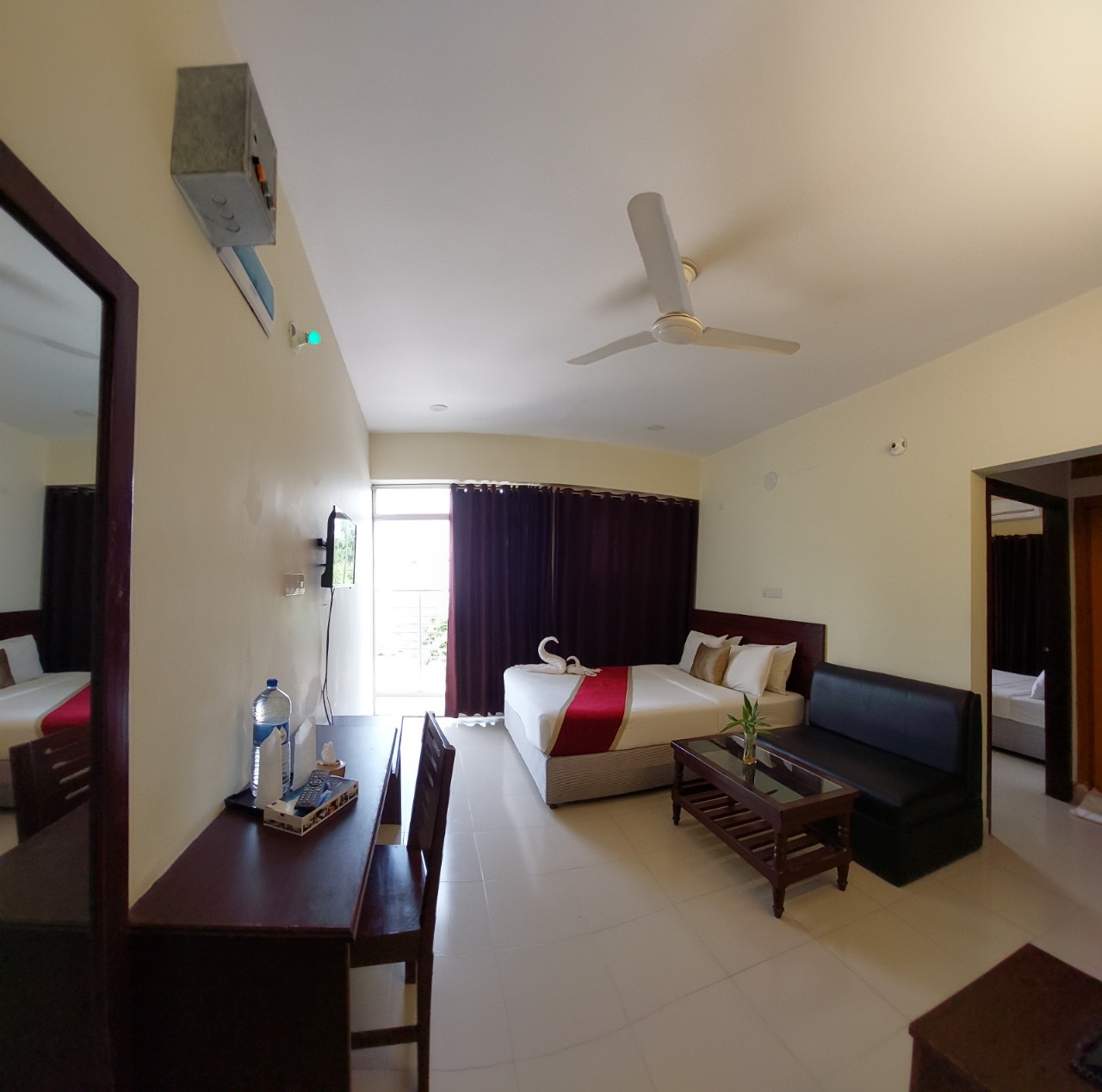 Luxurious Family Suite thumbnail 5